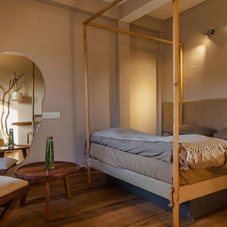 Exstasy Stays - Bathtub Rooms & Cafe - Your Romantic & Cozy Getaway - Thhpsociety - Mukteshwar Esterno foto