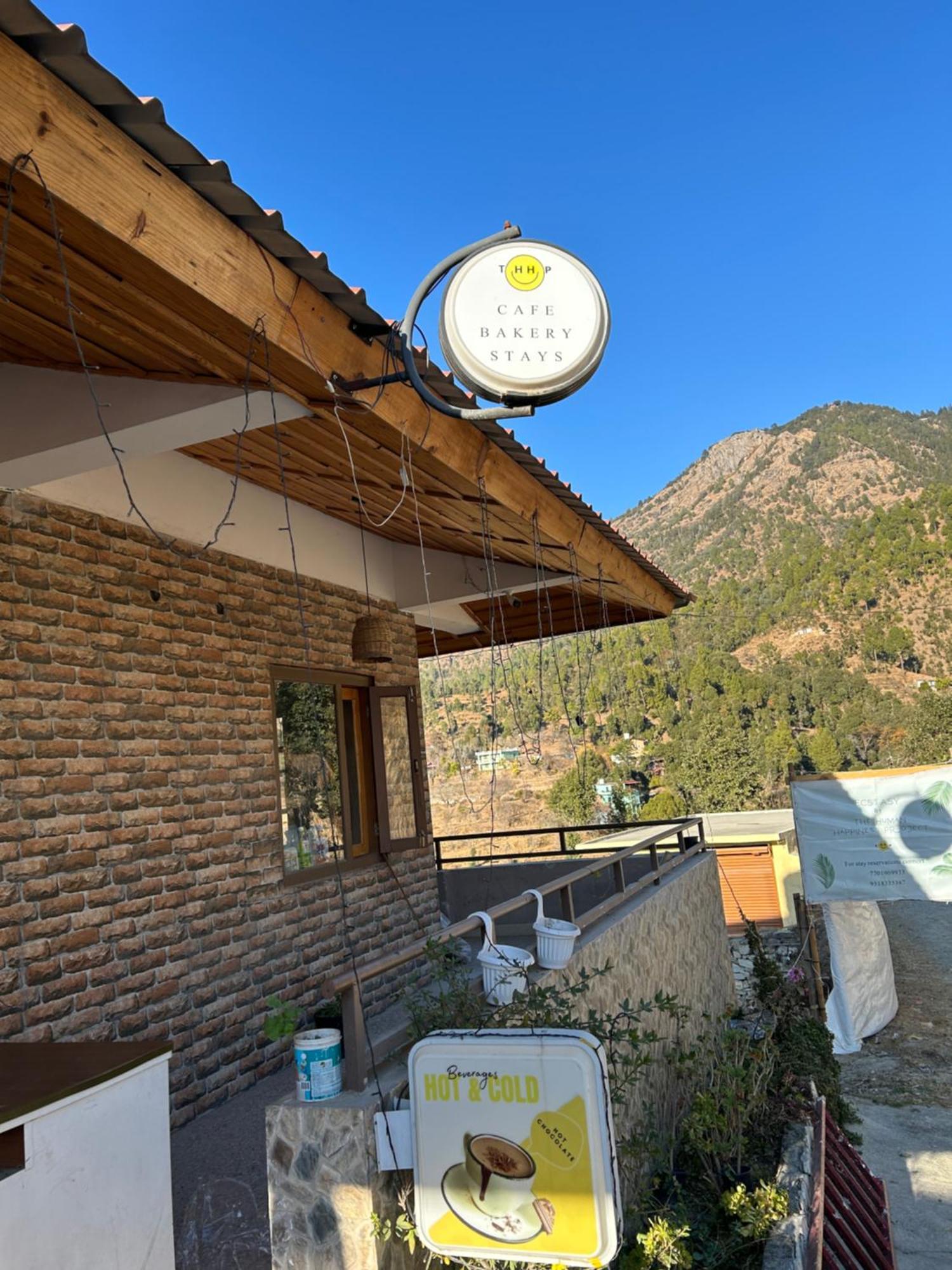 Exstasy Stays - Bathtub Rooms & Cafe - Your Romantic & Cozy Getaway - Thhpsociety - Mukteshwar Esterno foto