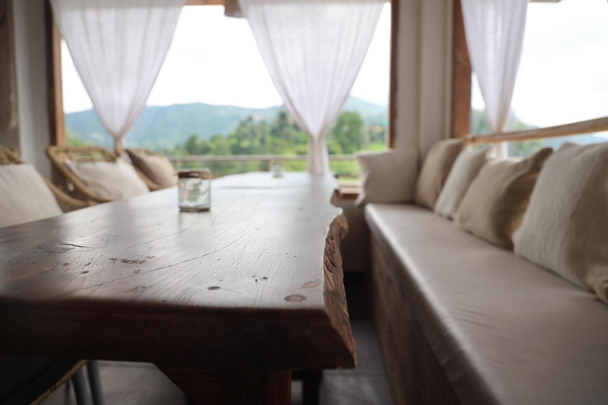 Exstasy Stays - Bathtub Rooms & Cafe - Your Romantic & Cozy Getaway - Thhpsociety - Mukteshwar Esterno foto